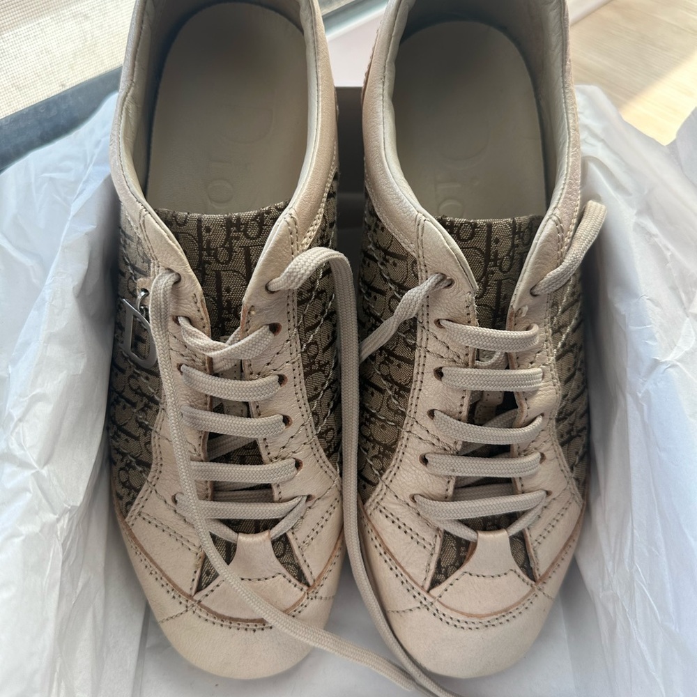 Dior Women's Cream and Brown Sneakers